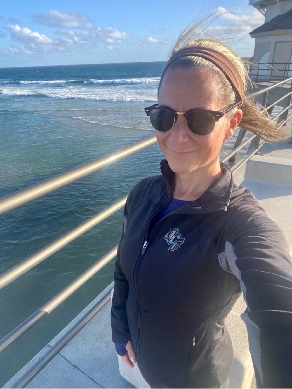 Hi! I’m Deanna… a nurse, avid hiker, traveler and mama to a Type 1 Diabetic.